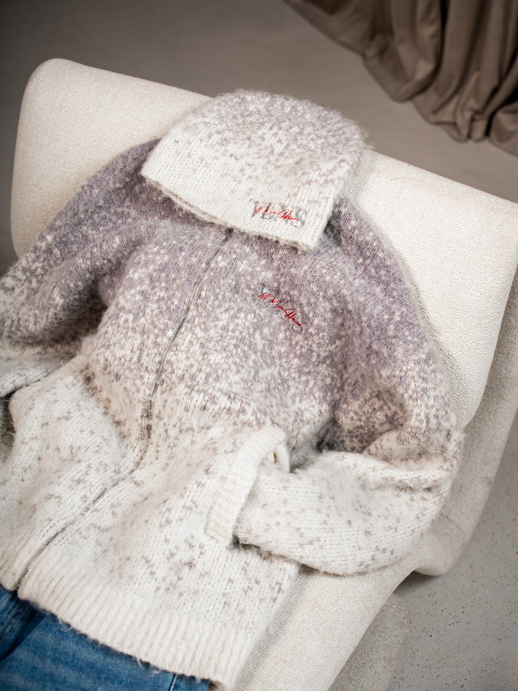 VLNS “ FIND YOUR IDENTITY” FULL ZIP UP  MOHAIR CARDIGAN (GREY)