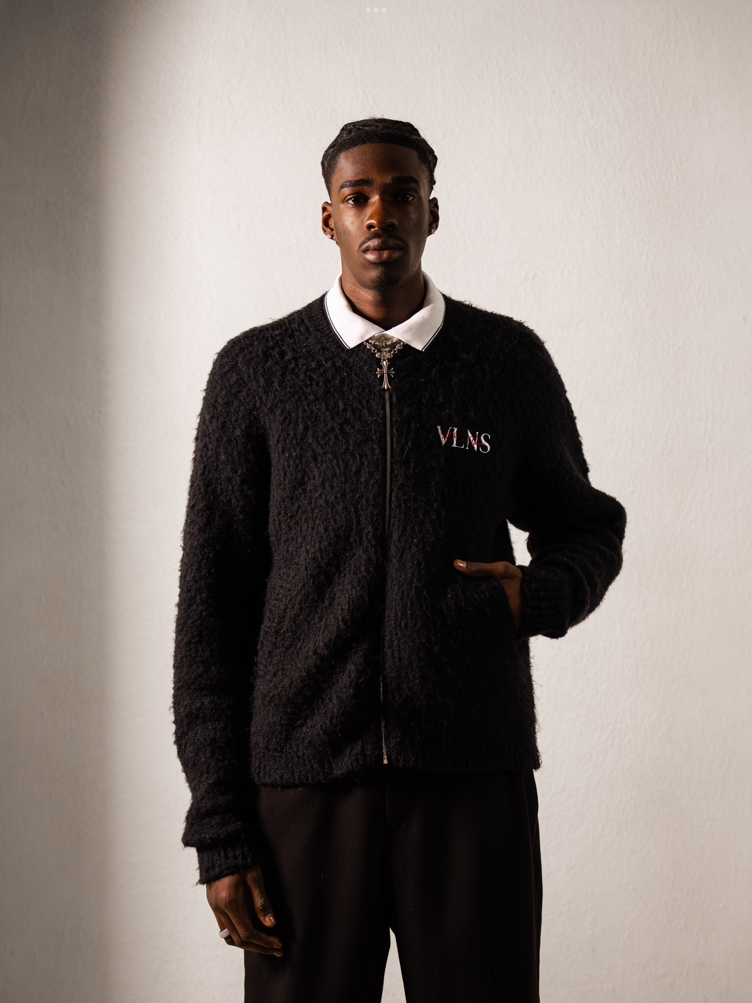 VLNS “ FIND YOUR IDENTITY” FULL ZIP UP  MOHAIR CARDIGAN (BLACK)