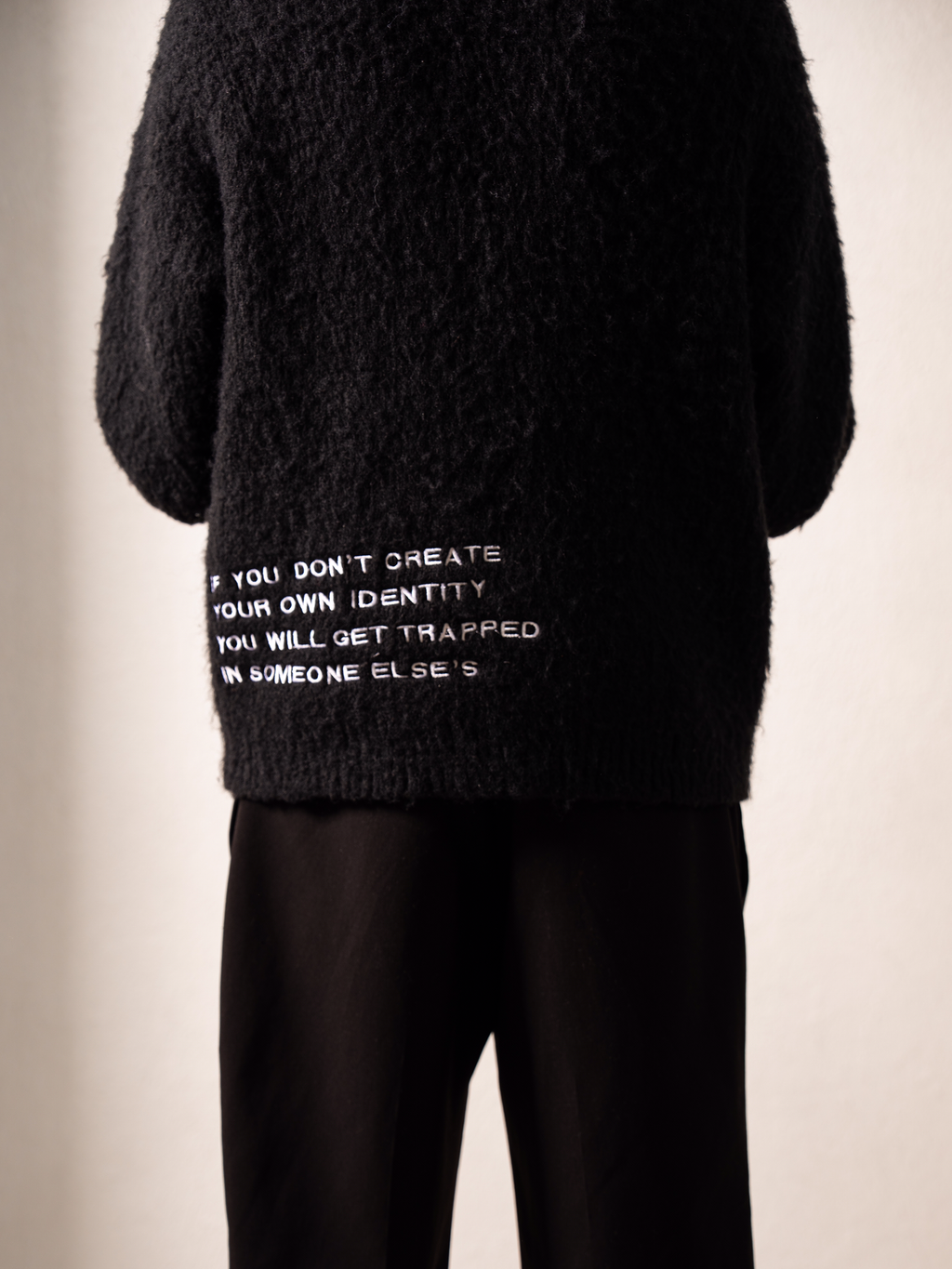VLNS “ FIND YOUR IDENTITY” FULL ZIP UP  MOHAIR CARDIGAN (BLACK)