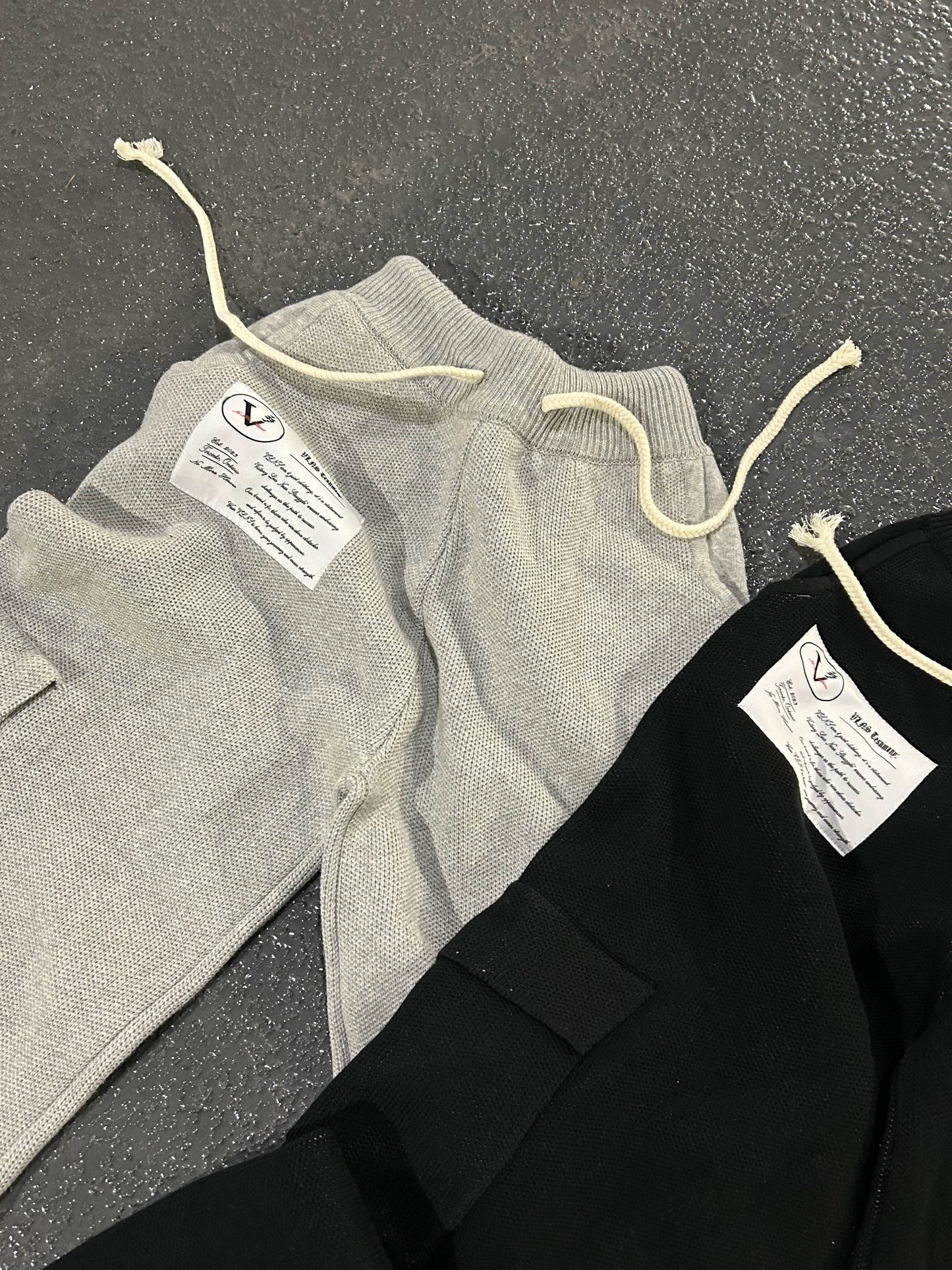 VLNS "W.A.A.V.I.S.S" FLARED SWEATPANTS